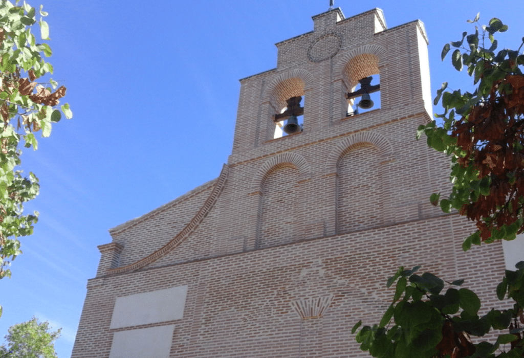 La ermita de San Blas es una de las razones para vivir en Velilla de San Antonio
