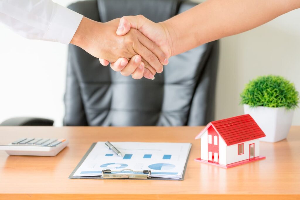 Imagen ilustrativa de un acuerdo de hipoteca tras haber valorado qué hipoteca es mejor